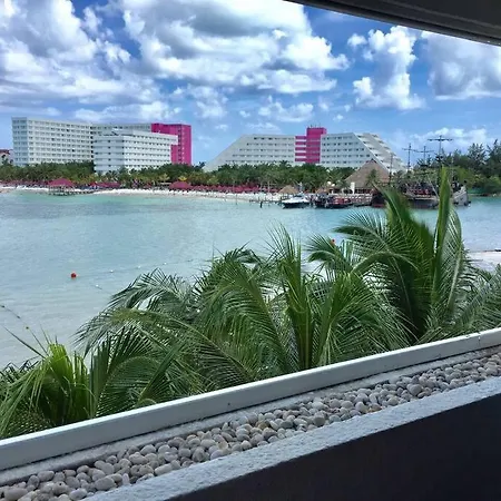 Cancun Beachfront 417 Exterior photo