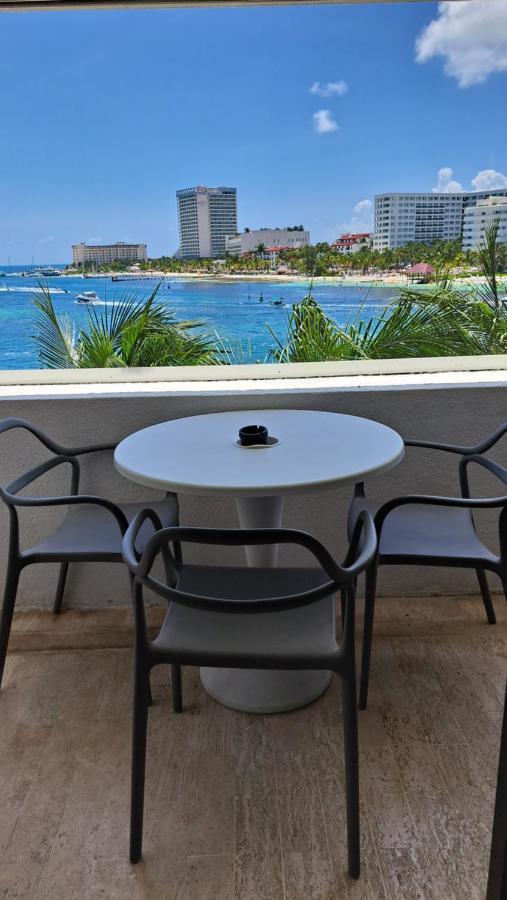 Apartment Beachfront 417 Cancun
